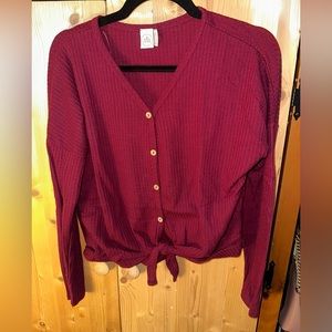 Women’s tie knot blouse
